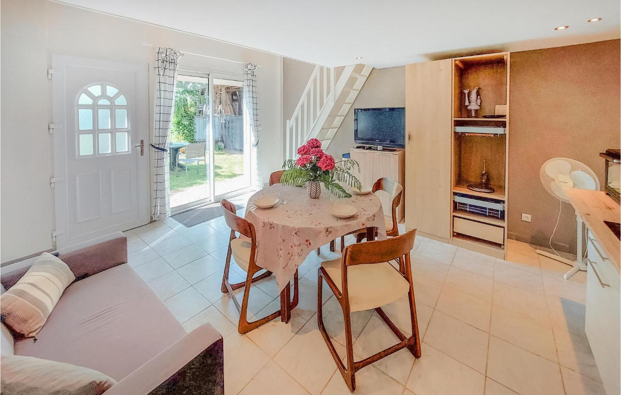 Gorgeous Home In Molinet With Wifi Eksteriør billede